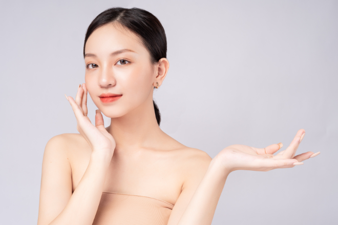 可愛い印象になりたい人は末広二重がおすすめ