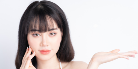 セルフケアで二重に癖つかない人の特徴は？自然な二重になる方法も紹介